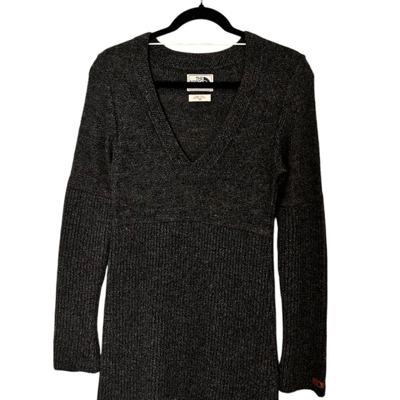 The North Face V-Neck Alpaca Wool Knit Saguaro Sweater Dress- Grey- Size XS - Picture 4 of 12